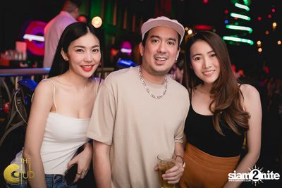 Fridays ft. DJ E-man (USA) | เดอะคลับ แอท คอย — photo 26
