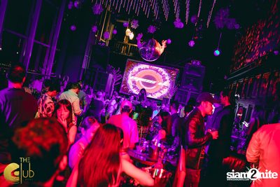 Fridays ft. DJ E-man (USA) | เดอะคลับ แอท คอย — photo 29