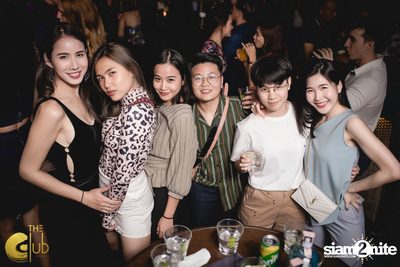 Fridays ft. DJ E-man (USA) | เดอะคลับ แอท คอย — photo 47