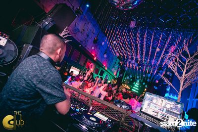 Fridays ft. DJ E-man (USA) | เดอะคลับ แอท คอย — photo 71