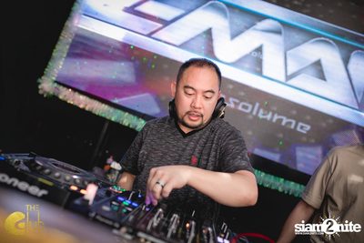 Fridays ft. DJ E-man (USA) | เดอะคลับ แอท คอย — photo 80