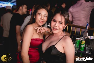 Fridays ft. DJ E-man (USA) | เดอะคลับ แอท คอย — photo 84