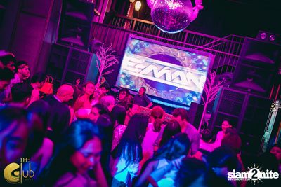 Fridays ft. DJ E-man (USA) | เดอะคลับ แอท คอย — photo 88