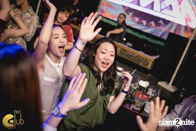 Fridays ft. DJ E-man (USA) | เดอะคลับ แอท คอย — photo 91