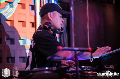Friday Night at BARBARBAR — photo 22