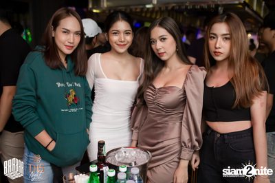Friday Night at BARBARBAR — photo 28