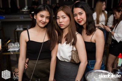 Friday Night at BARBARBAR — photo 38
