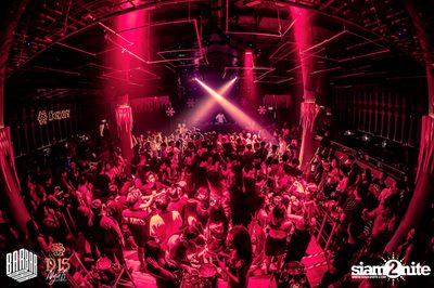 Friday Night at BARBARBAR — photo 71