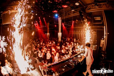 Friday Night at BARBARBAR — photo 80