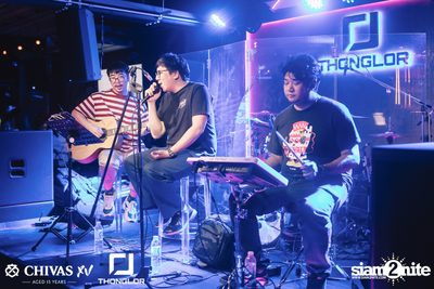 Nont Tanont at Thonglor Official — photo 2