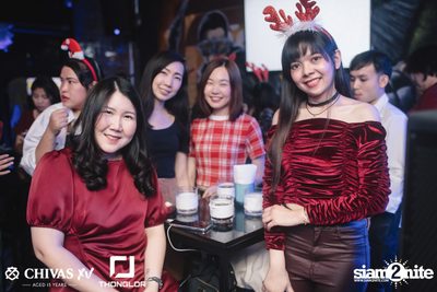 Nont Tanont at Thonglor Official — photo 8