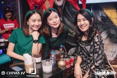 Nont Tanont at Thonglor Official — photo 9