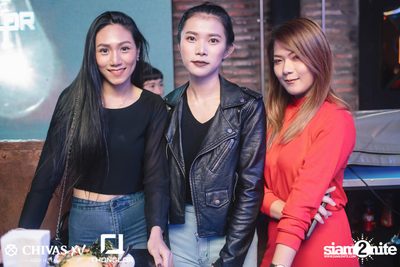 Nont Tanont at Thonglor Official — photo 19