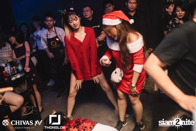 Nont Tanont at Thonglor Official — photo 52