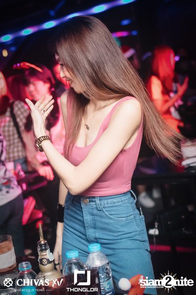 Nont Tanont at Thonglor Official — photo 60