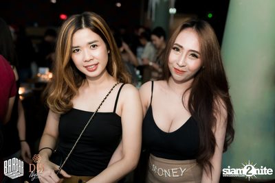 Saturday Night at BARBARBAR — photo 3