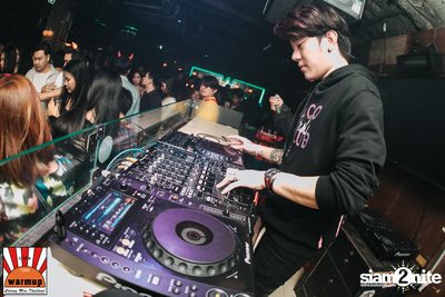 NYE 2020 ที่ Warmup Cafe Chiangmai — photo 99