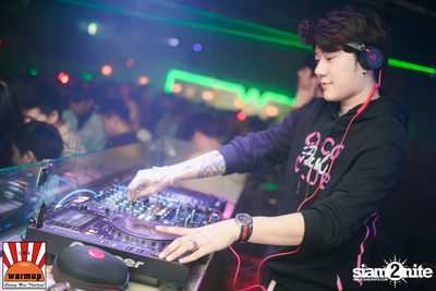 NYE 2020 ที่ Warmup Cafe Chiangmai — photo 104