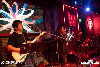 Countdown 2020 with Atom Chanakan & Chivas XV at Wine Bridge — photo 32