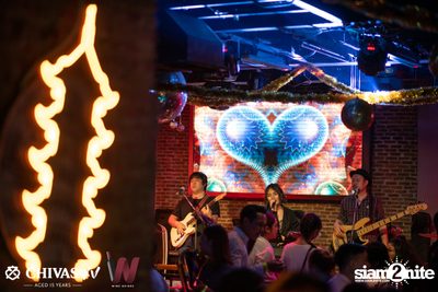Countdown 2020 with Atom Chanakan & Chivas XV at Wine Bridge — photo 34