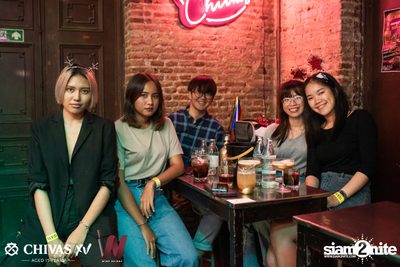 Countdown 2020 with Atom Chanakan & Chivas XV at Wine Bridge — photo 42
