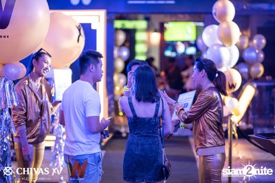 Countdown 2020 with Atom Chanakan & Chivas XV at Wine Bridge — photo 65