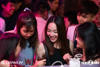 Countdown 2020 with Atom Chanakan & Chivas XV at Wine Bridge — photo 80