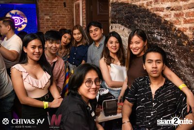 Countdown 2020 with Atom Chanakan & Chivas XV at Wine Bridge — photo 87