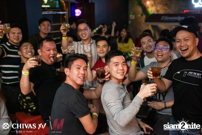 Countdown 2020 with Atom Chanakan & Chivas XV at Wine Bridge — photo 103