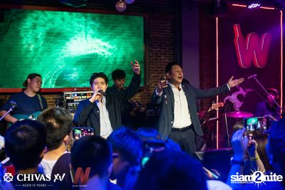 Countdown 2020 with Atom Chanakan & Chivas XV at Wine Bridge — photo 127