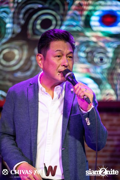 Countdown 2020 with Atom Chanakan & Chivas XV at Wine Bridge — photo 129