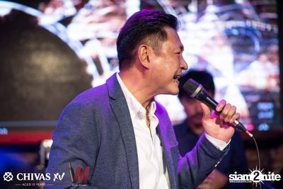 Countdown 2020 with Atom Chanakan & Chivas XV at Wine Bridge — photo 138