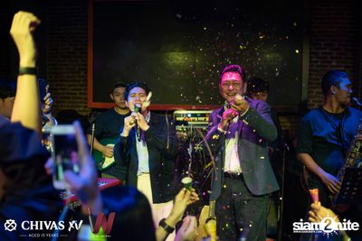 Countdown 2020 with Atom Chanakan & Chivas XV at Wine Bridge — photo 148