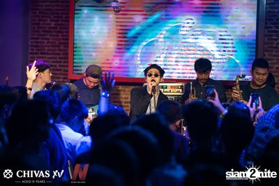 Countdown 2020 with Atom Chanakan & Chivas XV at Wine Bridge — photo 159