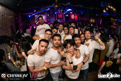 Countdown 2020 with Atom Chanakan & Chivas XV at Wine Bridge — photo 162