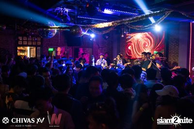 Countdown 2020 with Atom Chanakan & Chivas XV at Wine Bridge — photo 165