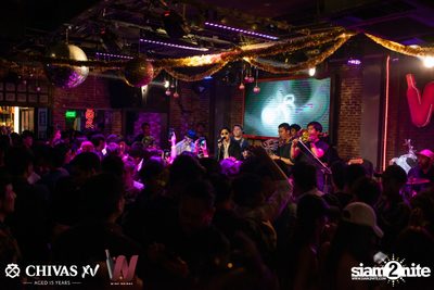 Countdown 2020 with Atom Chanakan & Chivas XV at Wine Bridge — photo 166