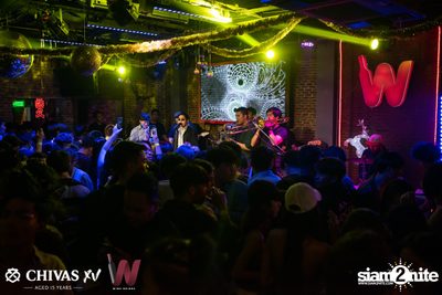 Countdown 2020 with Atom Chanakan & Chivas XV at Wine Bridge — photo 167