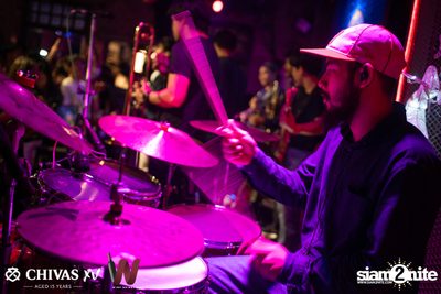 Countdown 2020 with Atom Chanakan & Chivas XV at Wine Bridge — photo 169