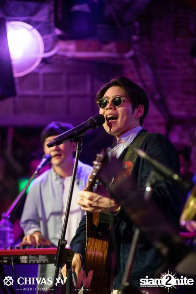 Countdown 2020 with Atom Chanakan & Chivas XV at Wine Bridge — photo 175