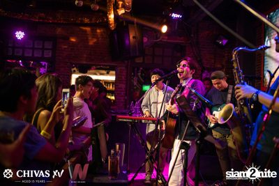 Countdown 2020 with Atom Chanakan & Chivas XV at Wine Bridge — photo 184