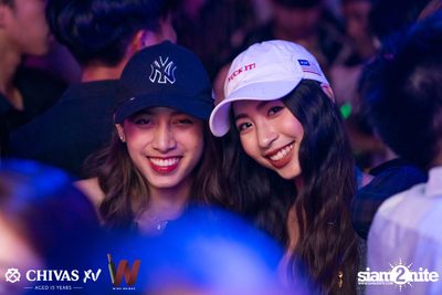 Countdown 2020 with Atom Chanakan & Chivas XV at Wine Bridge — photo 188