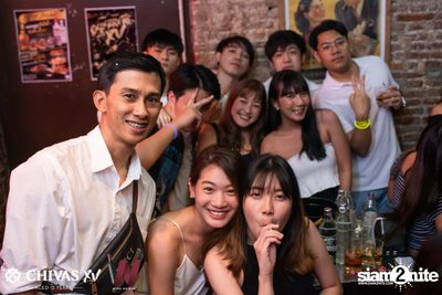 Countdown 2020 with Atom Chanakan & Chivas XV at Wine Bridge — photo 191