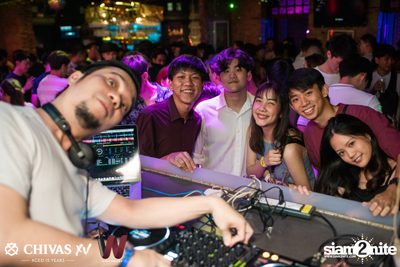 Countdown 2020 with Atom Chanakan & Chivas XV at Wine Bridge — photo 203