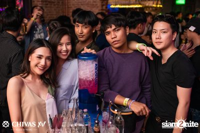 Countdown 2020 with Atom Chanakan & Chivas XV at Wine Bridge — photo 204