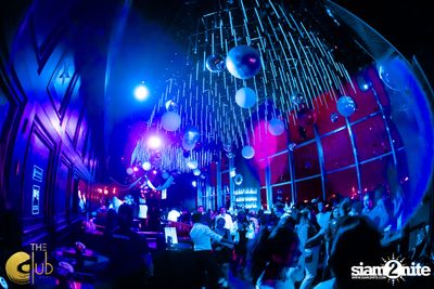White New Year's Eve 2020 w/ DJ Ono ที่ The Club at Koi — photo 8