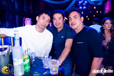White New Year's Eve 2020 w/ DJ Ono ที่ The Club at Koi — photo 14