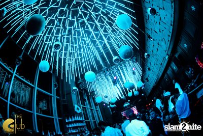 White New Year's Eve 2020 w/ DJ Ono ที่ The Club at Koi — photo 17