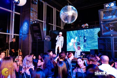 White New Year's Eve 2020 w/ DJ Ono ที่ The Club at Koi — photo 28