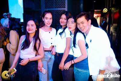 White New Year's Eve 2020 w/ DJ Ono ที่ The Club at Koi — photo 36